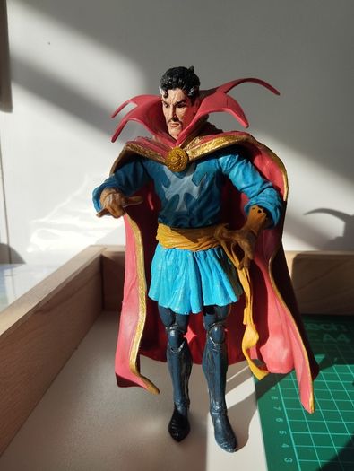 Marvel Legends Doctor Strange  ToyBiz 2005