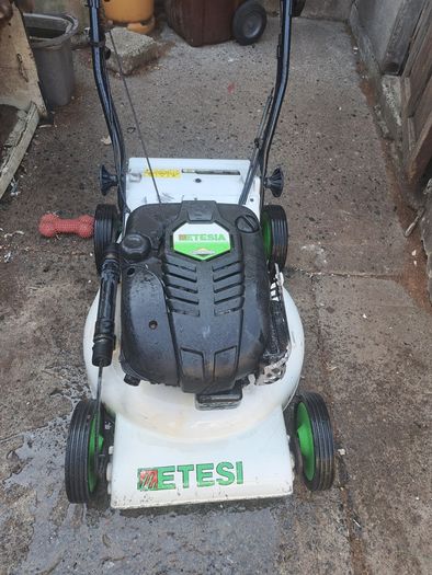 Lawnmower