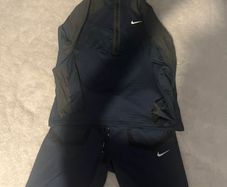 Mens navy Nike tracksuit