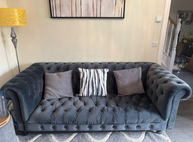 Sofas is 3 seater 1 seater 1 seater total 3 pieces this sofa is very good condition I bought cloud9 shop Portlaoise.