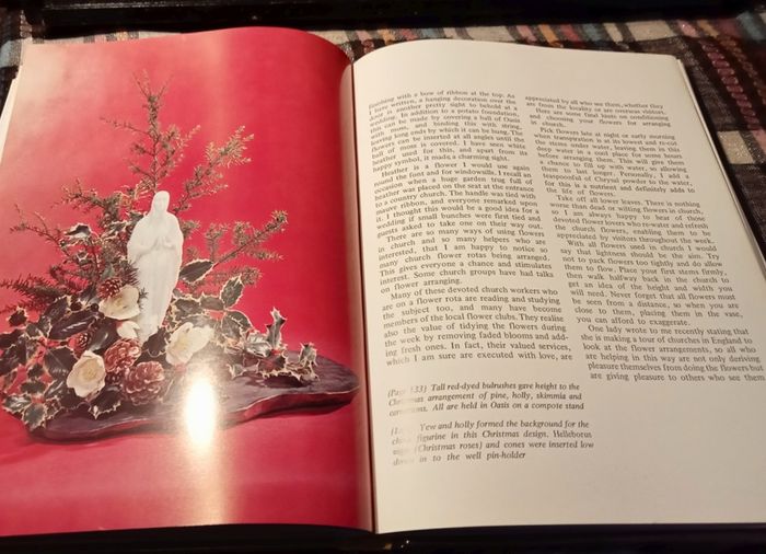 1969. Julia Clements. Gift Book Of Flower Arranging