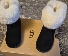 Ugg