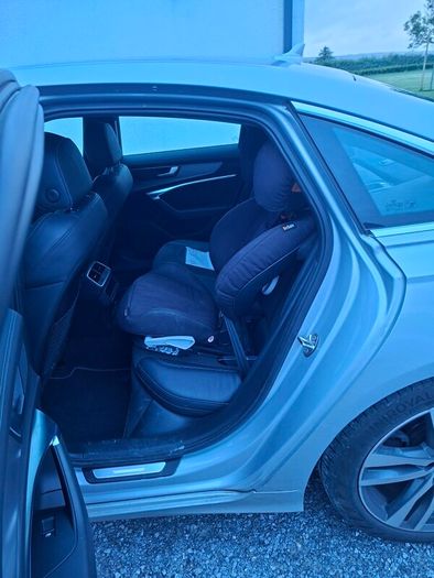 Be Safe Izi up child's car seat