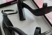 MissGuided sandals size uk3