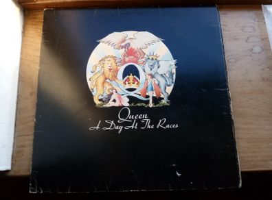 1976 Queen A Day At The Races Emi Emtc 104 12in Vinyl
