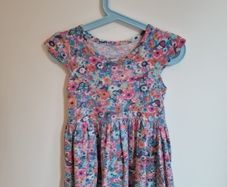 Girls 5yrs DUNNES Floral top