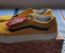 Vans Tawny Olive/ Black Discontinued Colour