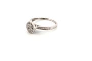 18kt White Gold Solitaire Illusion Set Halo Ring