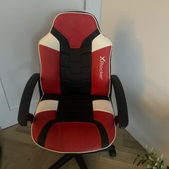 Gaming chair