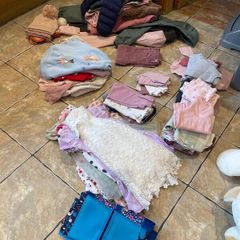 Large clothes bundle girl