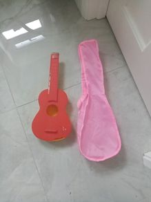 Toy guitar and bag