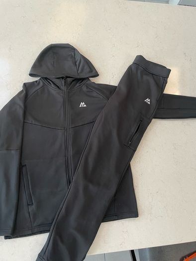 Montirex boys tracksuit- black