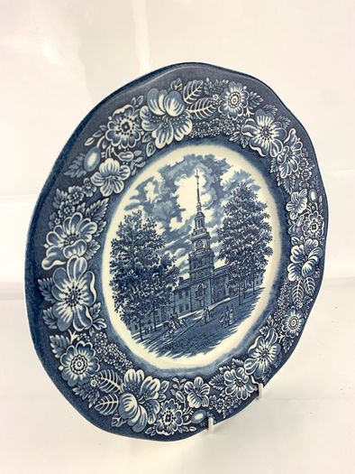 Vintage Liberty blue cabinet plate