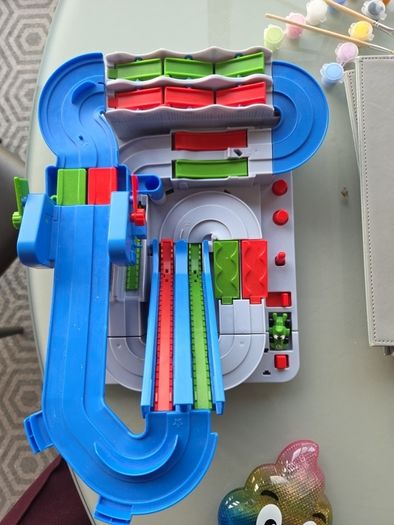 Mario kart Deluxe whimsical racing track