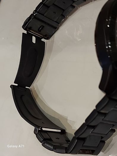 Beautiful Tommy Hillfiger Mens watch, working fine