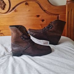 gabor brown boots leather/suade Size 8 eu 42 in excellent condition