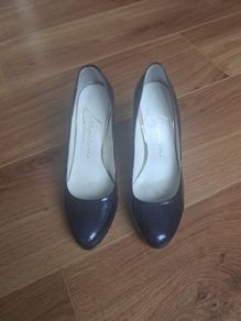 Navy 3" heel