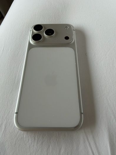 iPhone 17 Pro 256GB Glacier - Immaculate Condition
