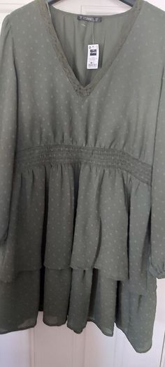 Ladies dress