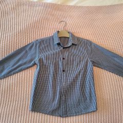 Shirt size 5 y