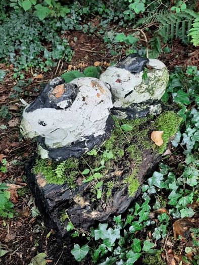 Concrete rabbit garden ornaments