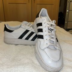 Adidas Men's White and Black Team Court Shoes