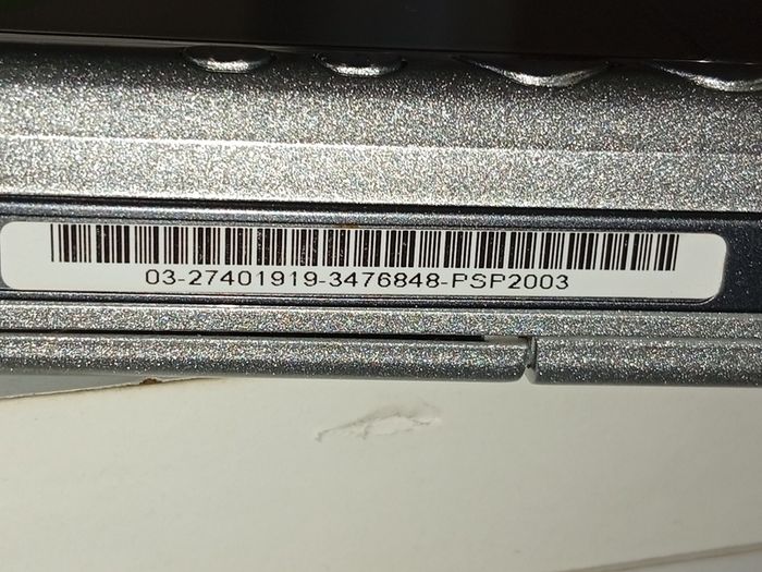 Sony Silver PSP 2003 Console - Works with Digital Games but wont load UMD Disks 16gb sd inc