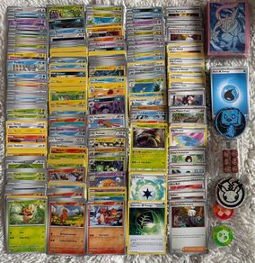 Pokemon Cards & Accessories