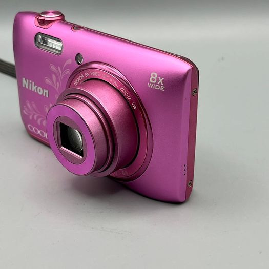Nikon Coolpix S3600 20.1MP Digital Camera Pink - Full Kit