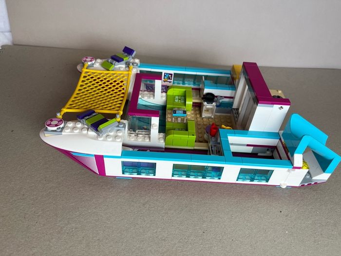 Lego Friends Sunshine Catamaran