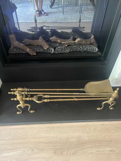 Fire place accessories