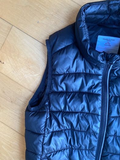 Polarn o Pyret black gilet 8-9 yrs 134 cm