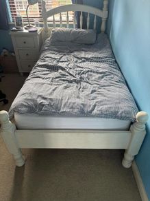 Single bed