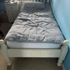 Single bed