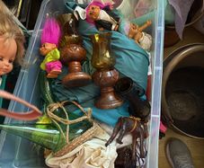 more carboot items