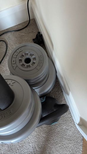 treadmill + free weights + Adidas Matt + kettlebell