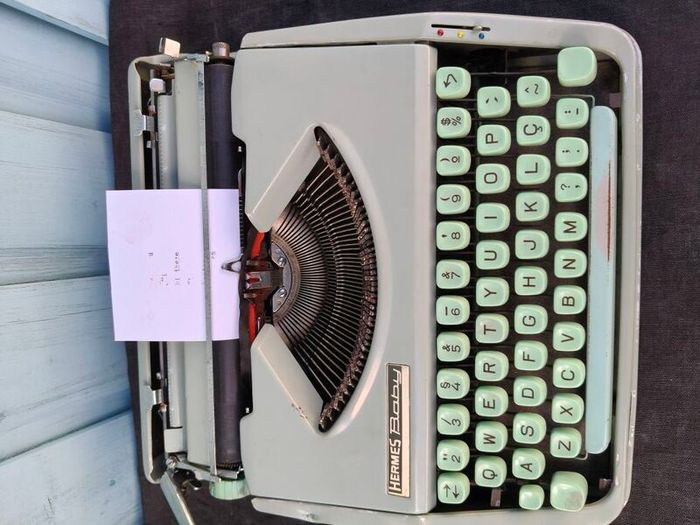 Hermes Baby Vintage Typewriter