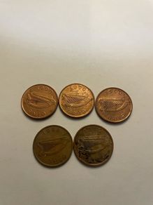 1 P EIRE 5 coins