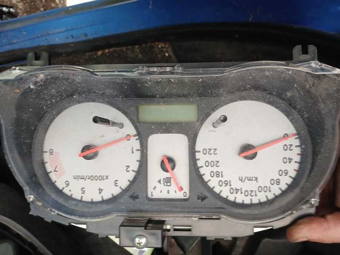 2011 Nissan Note 1.4 Petrol - Breaking for Parts