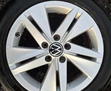 16" Genuine Vw Alloys with tyres