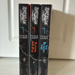 skullduggery pleasant vol 1-3