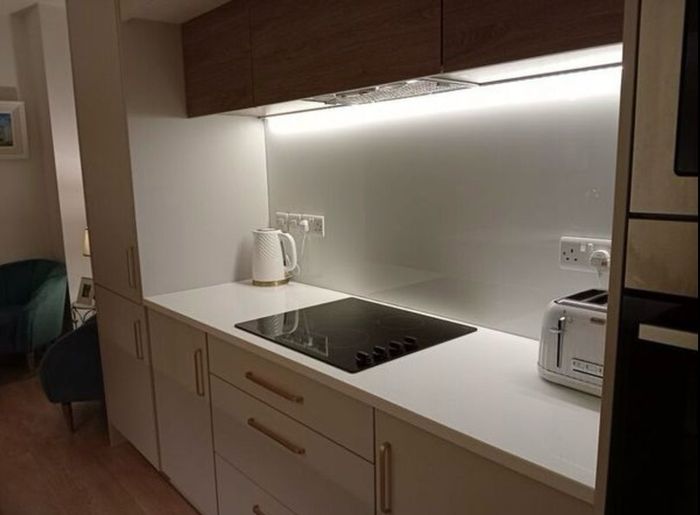 kitchen, Island & Utility