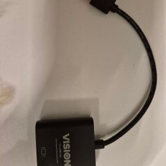 USB-C to VGA adapter