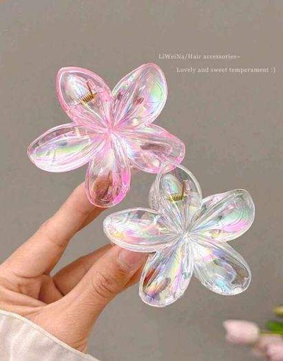 Flower clips