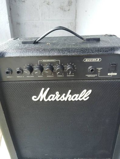Marshall Bass Amplifier