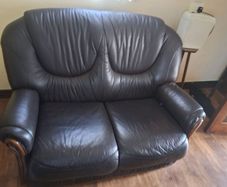 Leather 2 seater & 2 x 1 seaters.