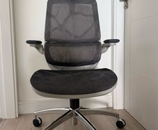 SIHOO M59AS ergonomic office chair in excellent condition.