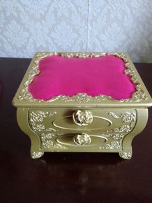 Special edition  Betsey Johnson Watch/Keepsake  Box