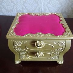 Special edition  Betsey Johnson Watch/Keepsake  Box