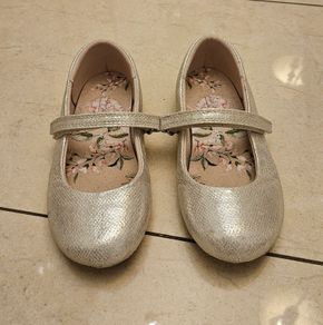 Girls Shoes